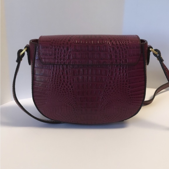 Pifuren Croc Embossed Plum Leather Saddle Crossbody Satchel - Picture 4 of 11